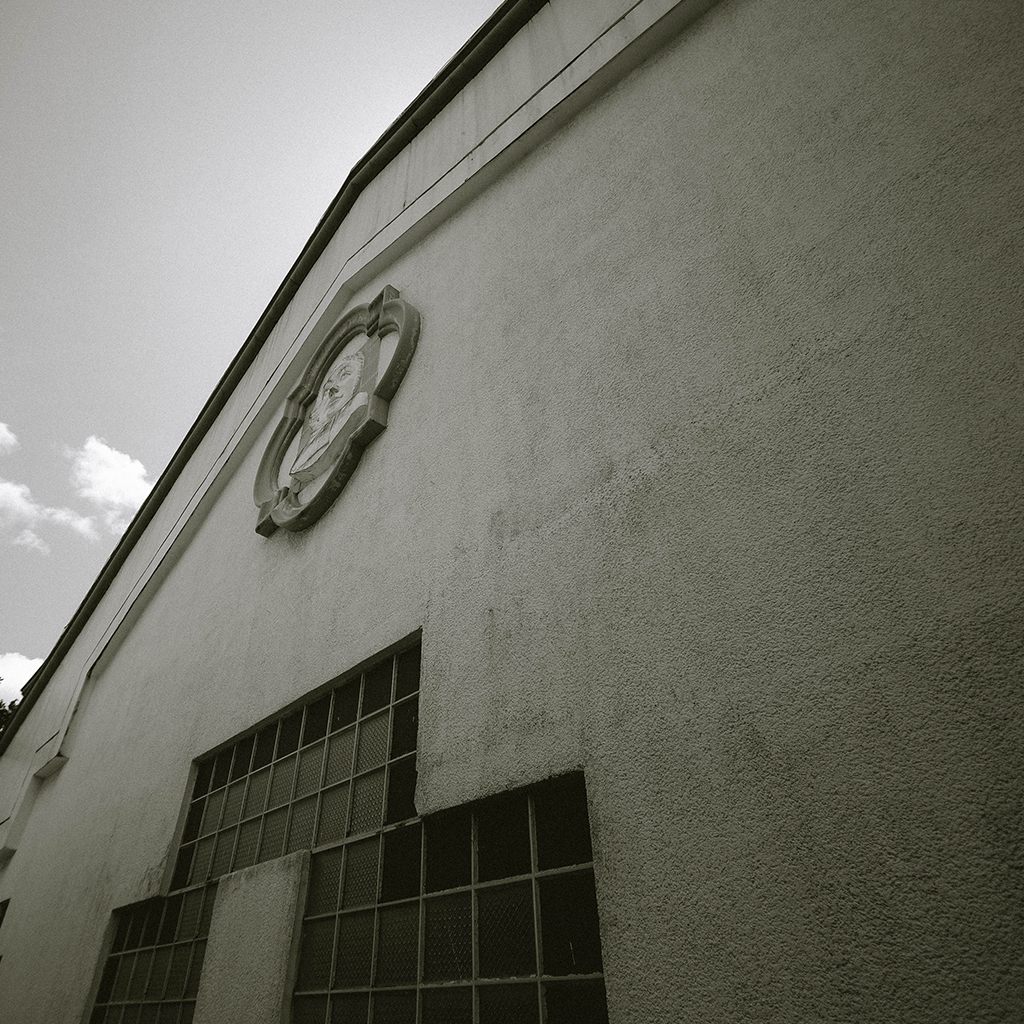 gallery_garden_three