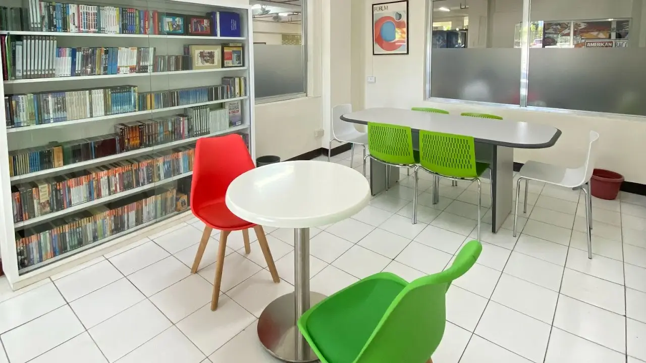 Faculty reading room with comfortable seating and study tables