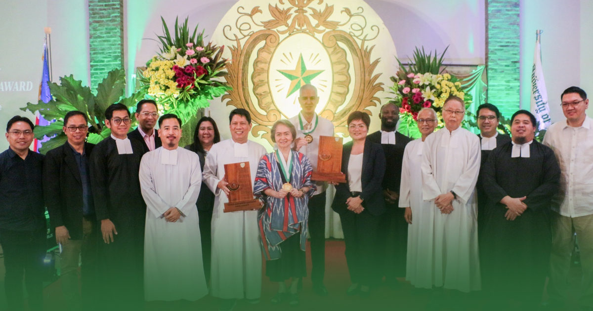 USLS Confers Institutional Awards